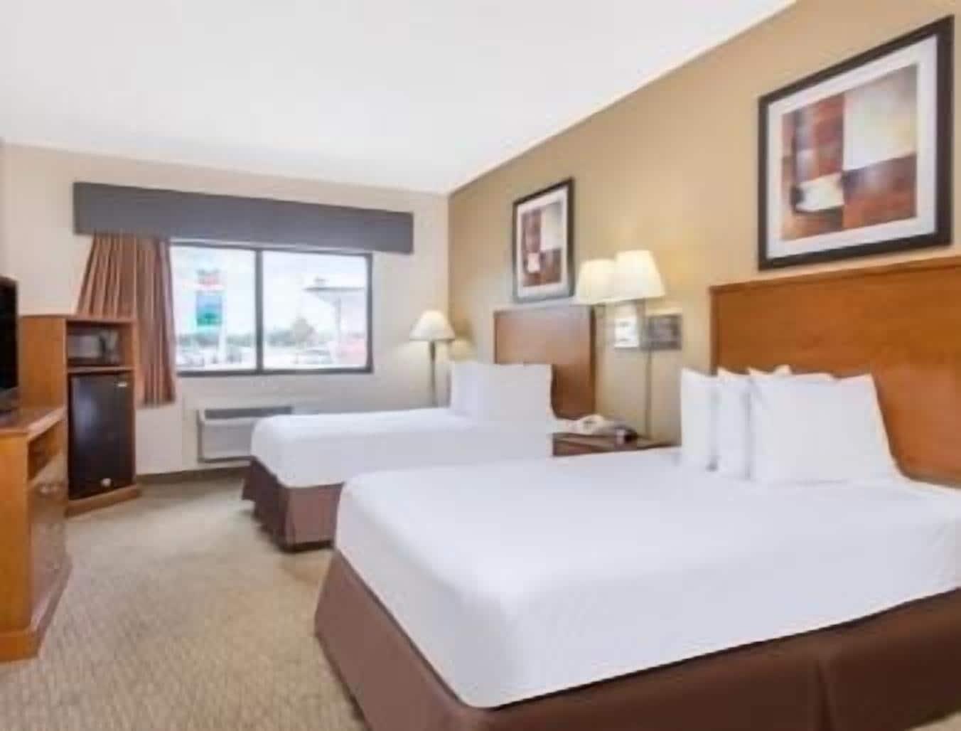 Days Inn By Wyndham Phenix City Near Fort Moore Exteriör bild