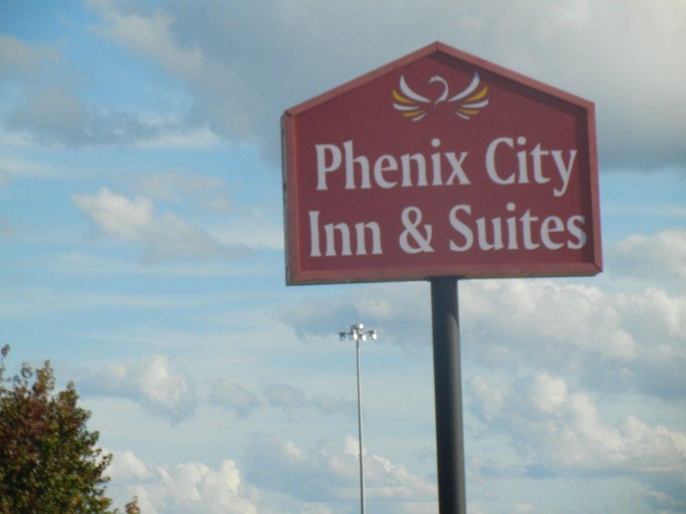 Days Inn By Wyndham Phenix City Near Fort Moore Exteriör bild